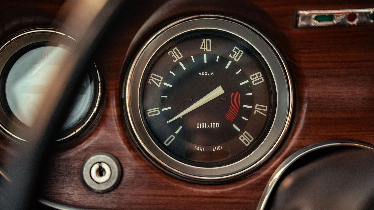 1968 Alfa Romeo Giulia Sprint GT Veloce - Image 28 of 31