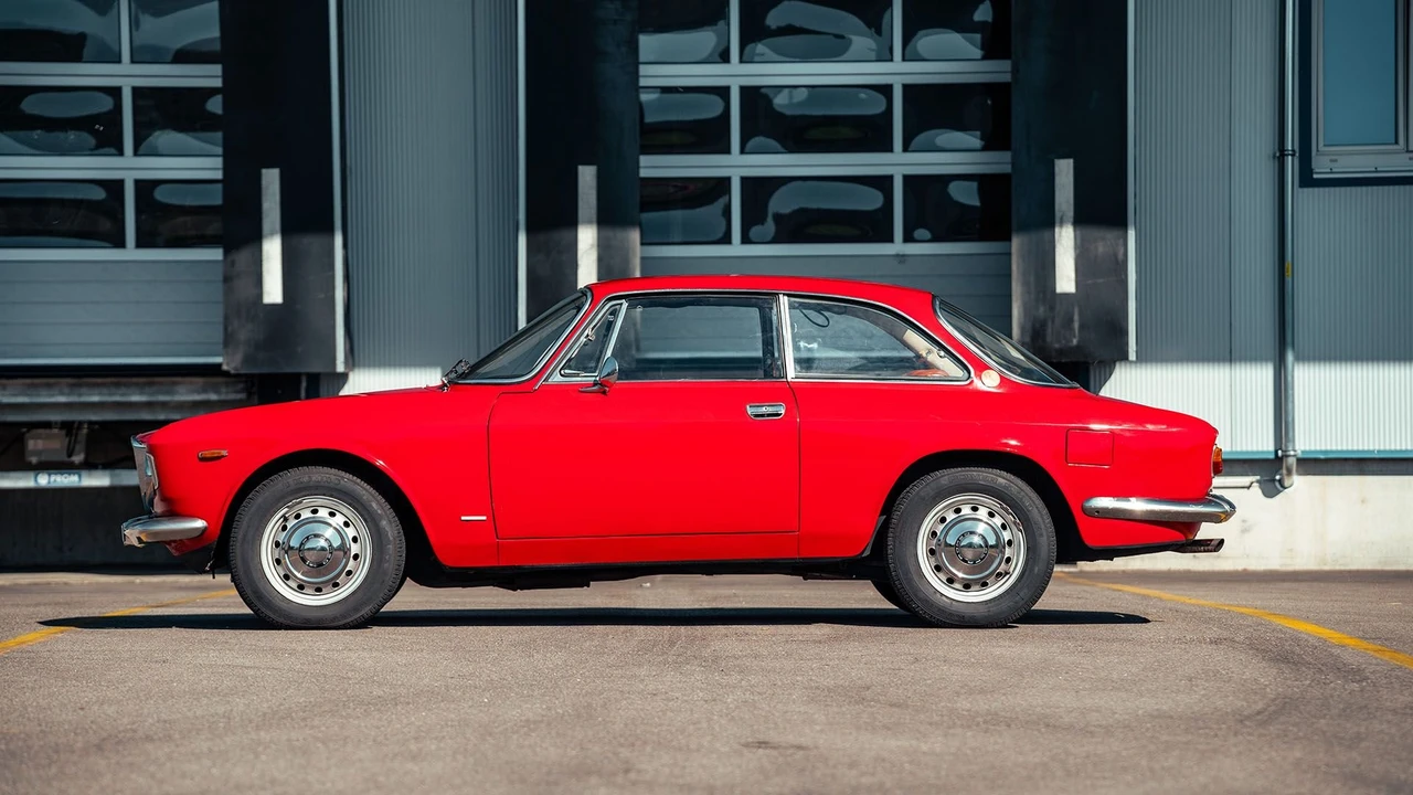 1968 Alfa Romeo Giulia Sprint GT Veloce - Image 7 of 31