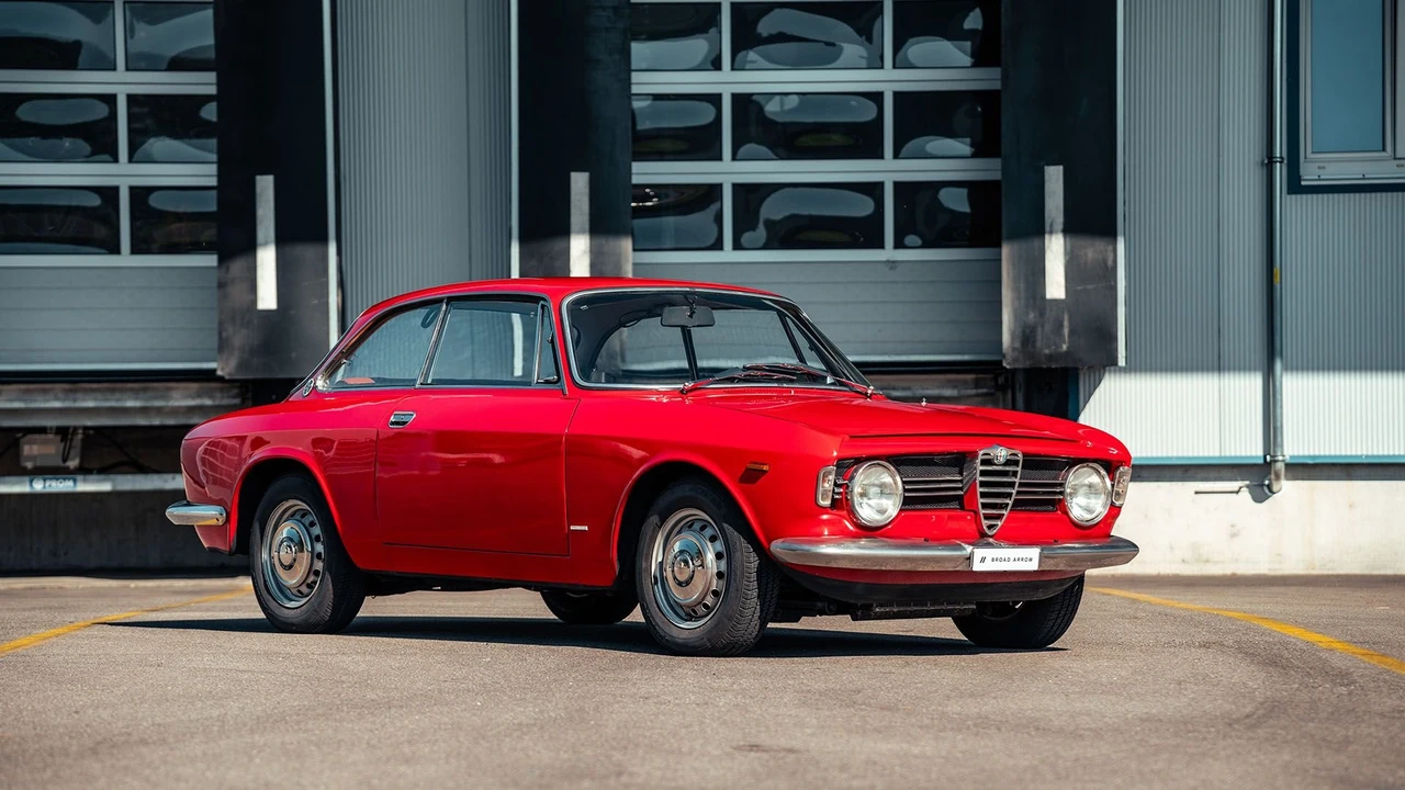 1968 Alfa Romeo Giulia Sprint GT Veloce - Image 8 of 31