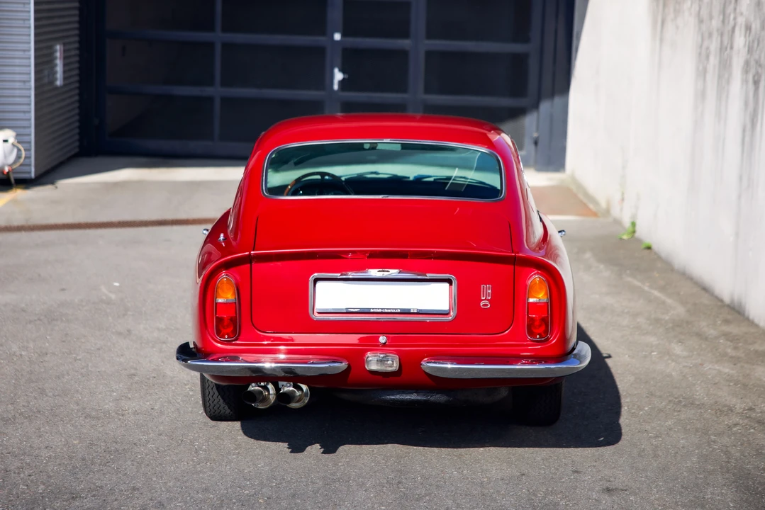 1968 Aston Martin DB6 - Image 6 of 31