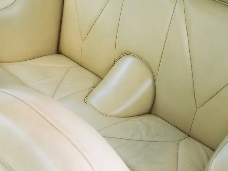 1968 Aston Martin DB6 - Image 28 of 31