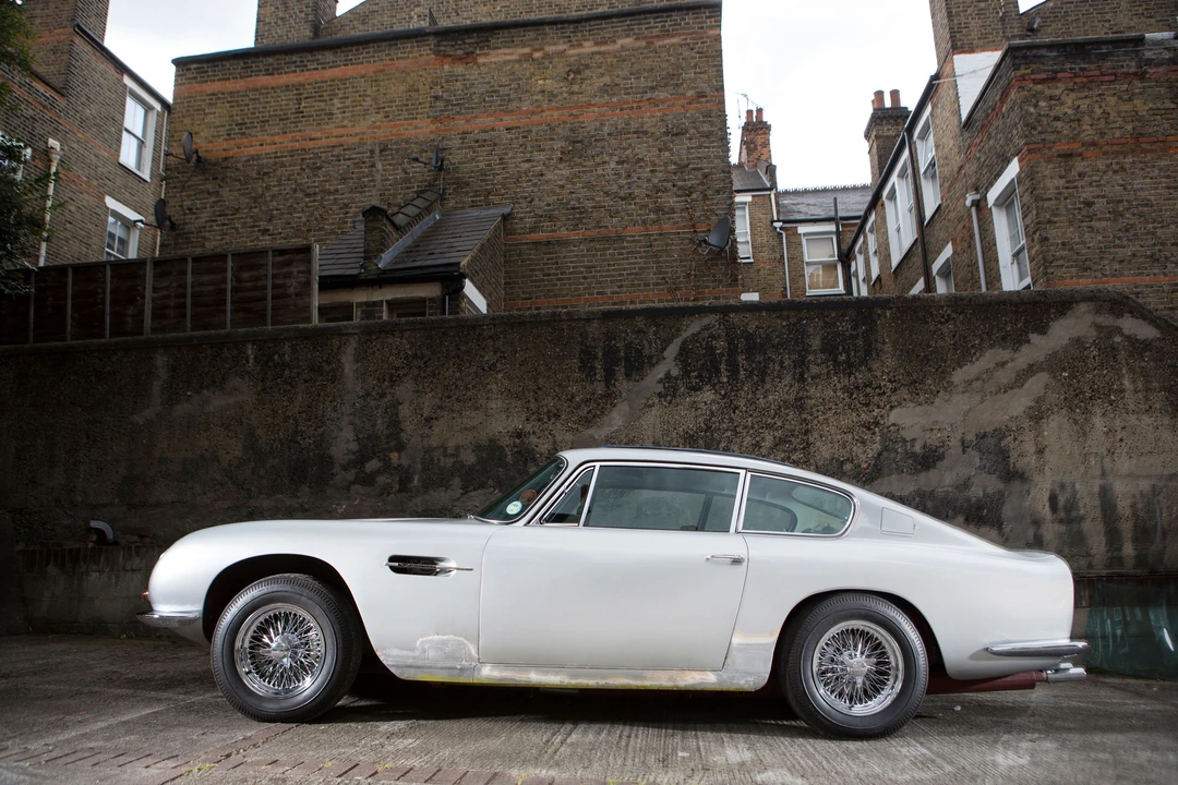 1968 Aston Martin DB6 Vantage - Image 19 of 31