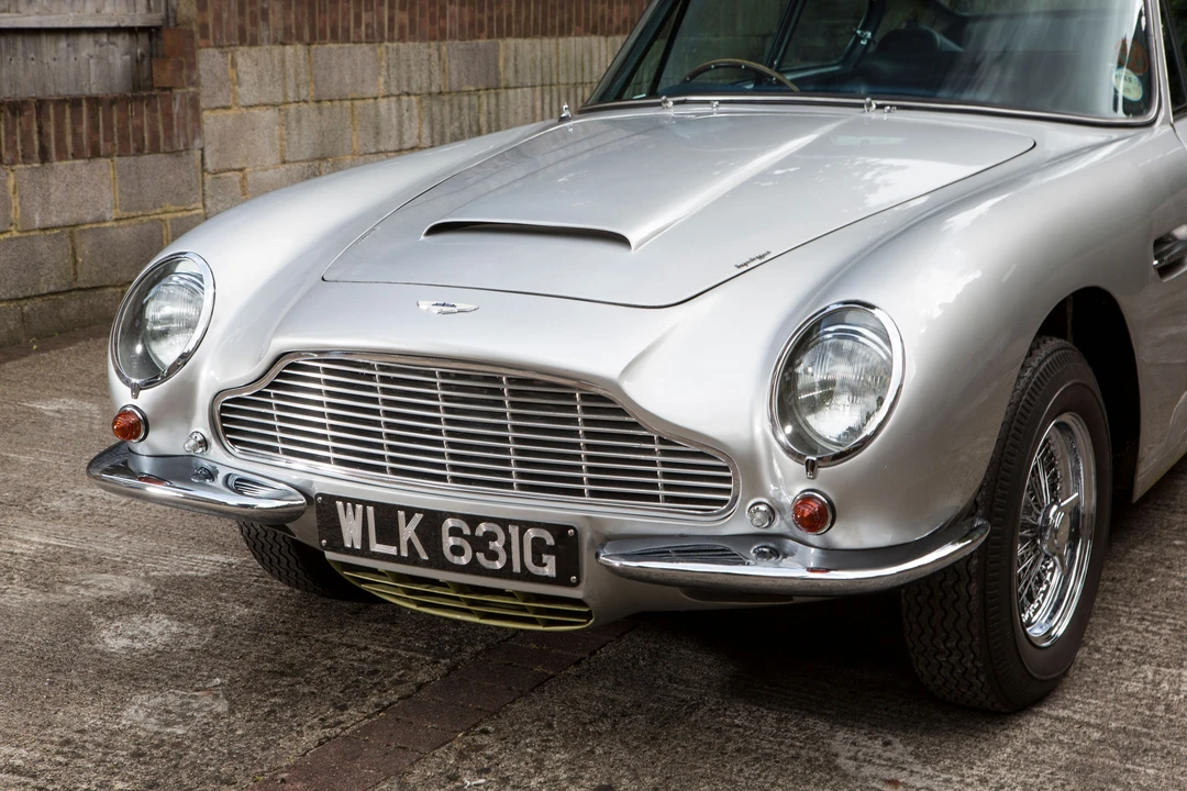 1968 Aston Martin DB6 Vantage - Image 29 of 31