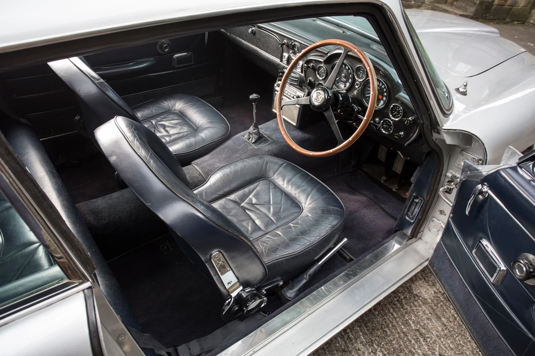 1968 Aston Martin DB6 Vantage - Image 12 of 31