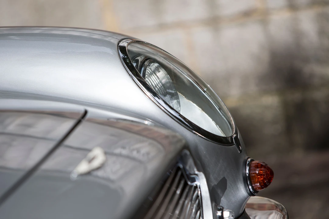 1968 Aston Martin DB6 Vantage - Image 9 of 31
