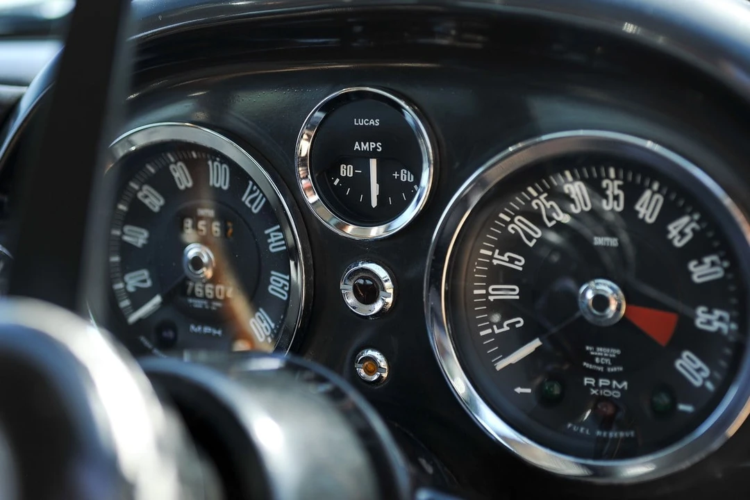 1968 Aston Martin DB6 Vantage - Image 27 of 31