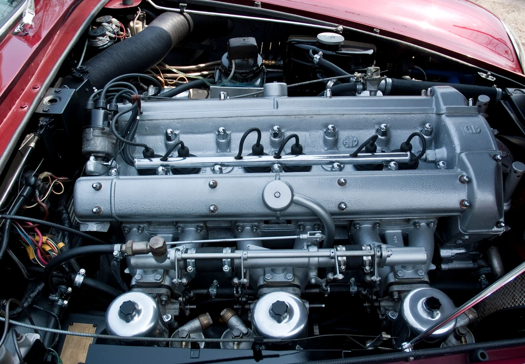 1968 Aston Martin DB6 - Image 2 of 6