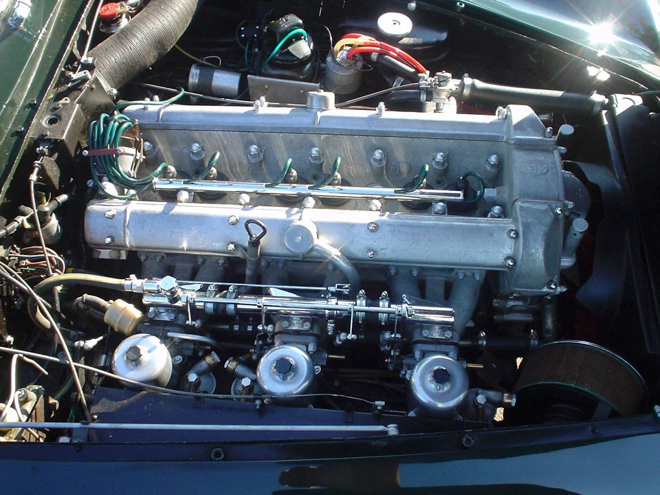 1968 Aston Martin DB6 - Image 5 of 6