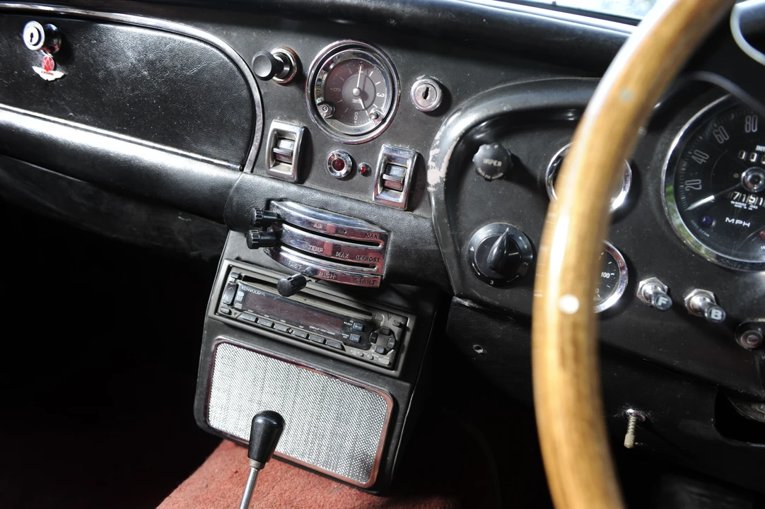 1968 Aston Martin DB6 - Image 5 of 20
