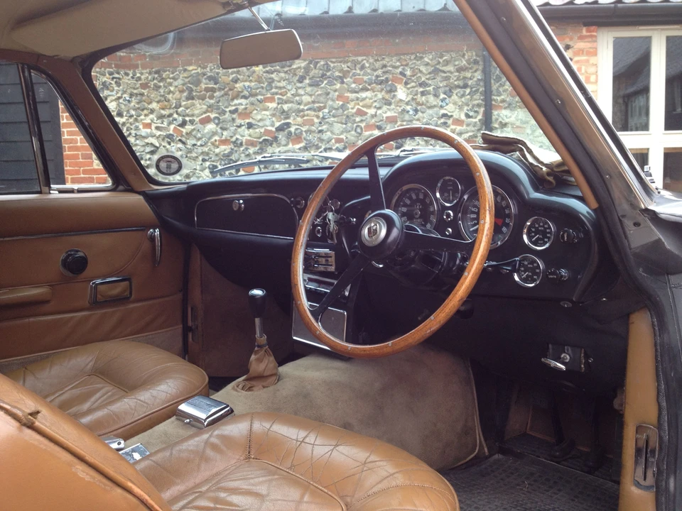 1968 Aston Martin DB6 Vantage - Image 3 of 12