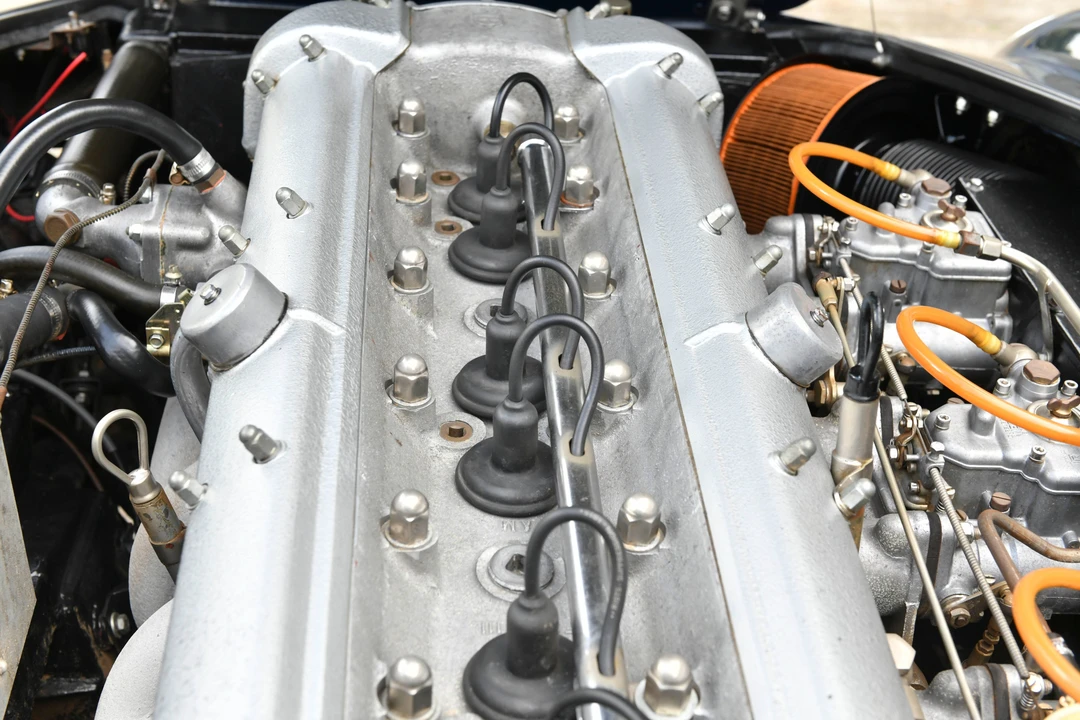 1968 Aston Martin DB6 Vantage - Image 27 of 31