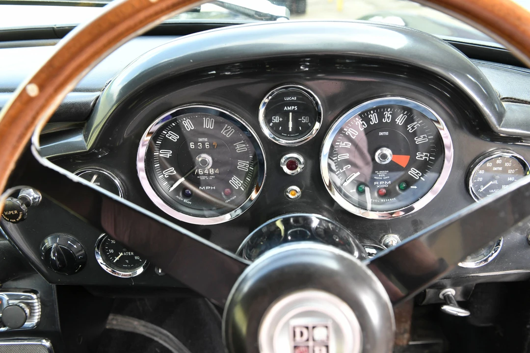 1968 Aston Martin DB6 Vantage - Image 19 of 31