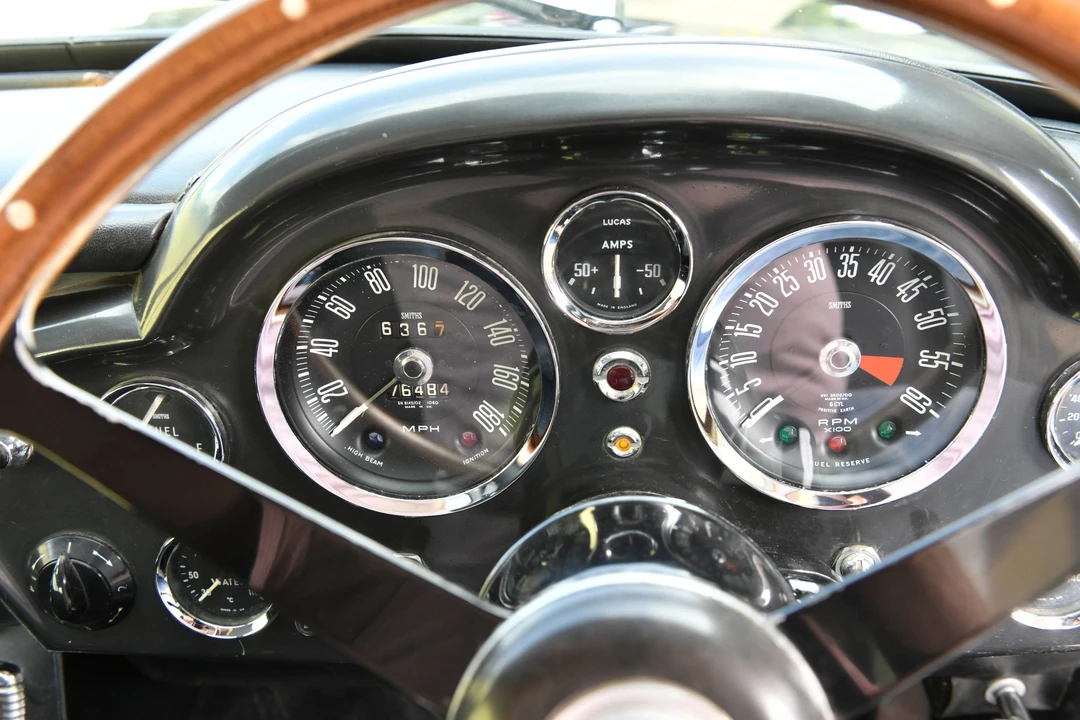 1968 Aston Martin DB6 Vantage - Image 12 of 31