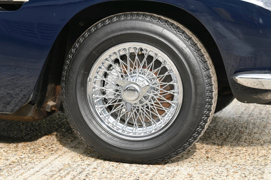 1968 Aston Martin DB6 Vantage - Image 9 of 31