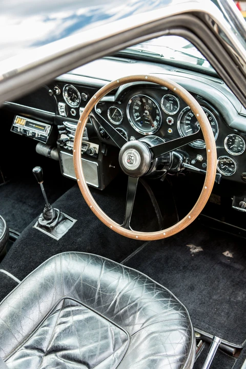 1968 Aston Martin DB6 Vantage - Image 16 of 31