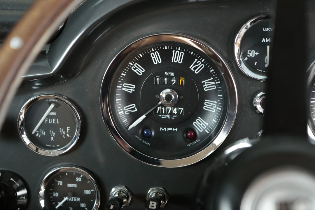 1968 Aston Martin DB6 Vantage - Image 7 of 16