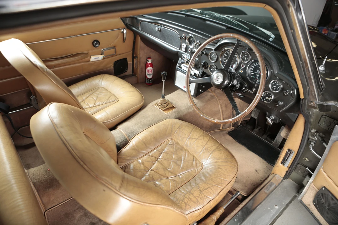 1968 Aston Martin DB6 Vantage - Image 9 of 16
