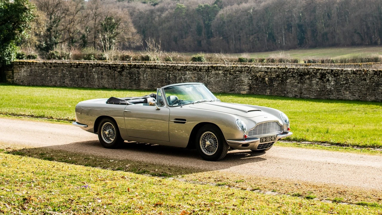 1968 Aston Martin DB6 Volante - Image 16 of 31