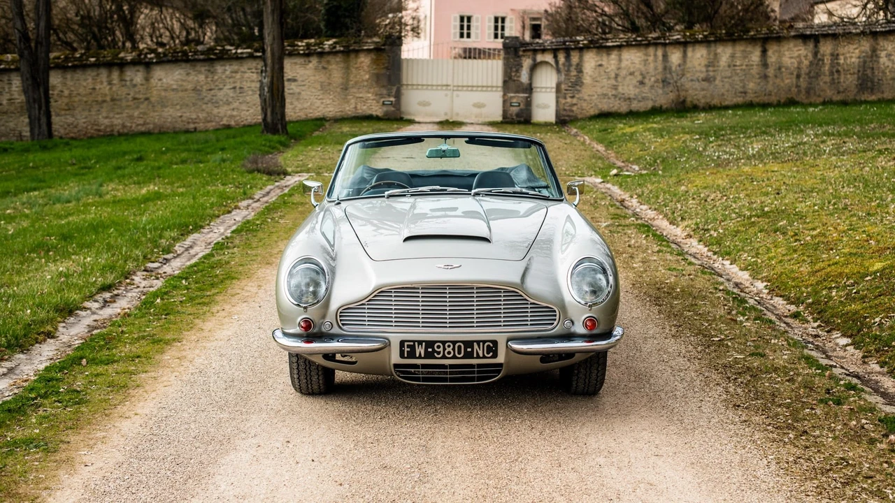 1968 Aston Martin DB6 Volante - Image 21 of 31