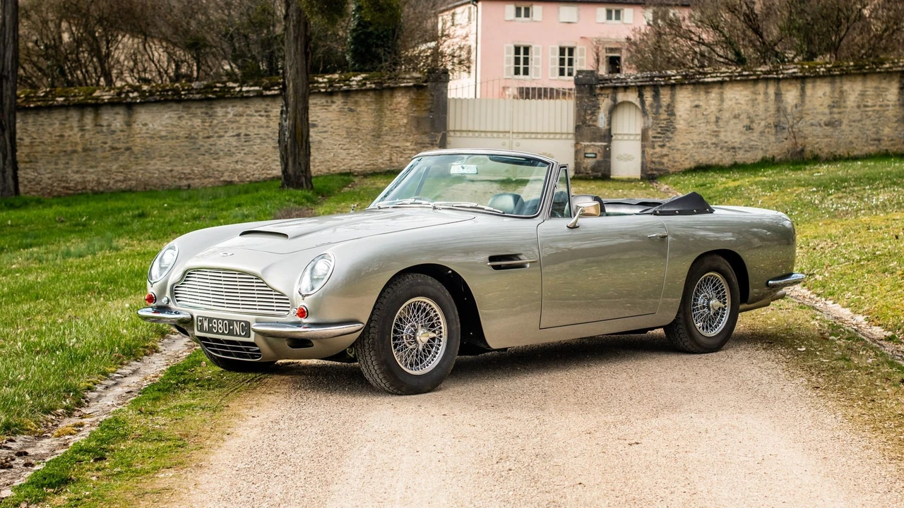 1968 Aston Martin DB6 Volante - Image 28 of 31