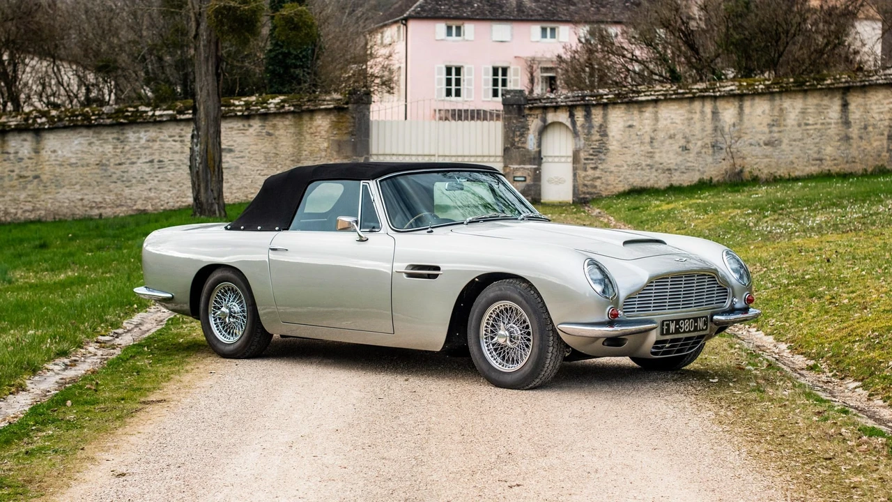 1968 Aston Martin DB6 Volante - Image 11 of 31