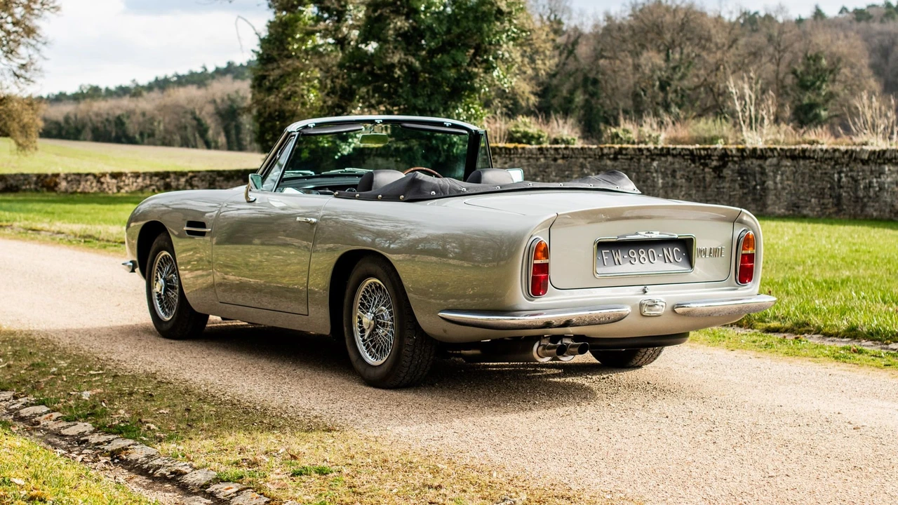 1968 Aston Martin DB6 Volante - Image 26 of 31