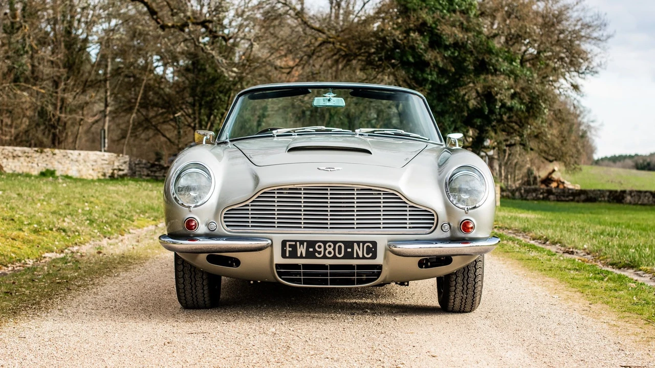 1968 Aston Martin DB6 Volante - Image 4 of 31