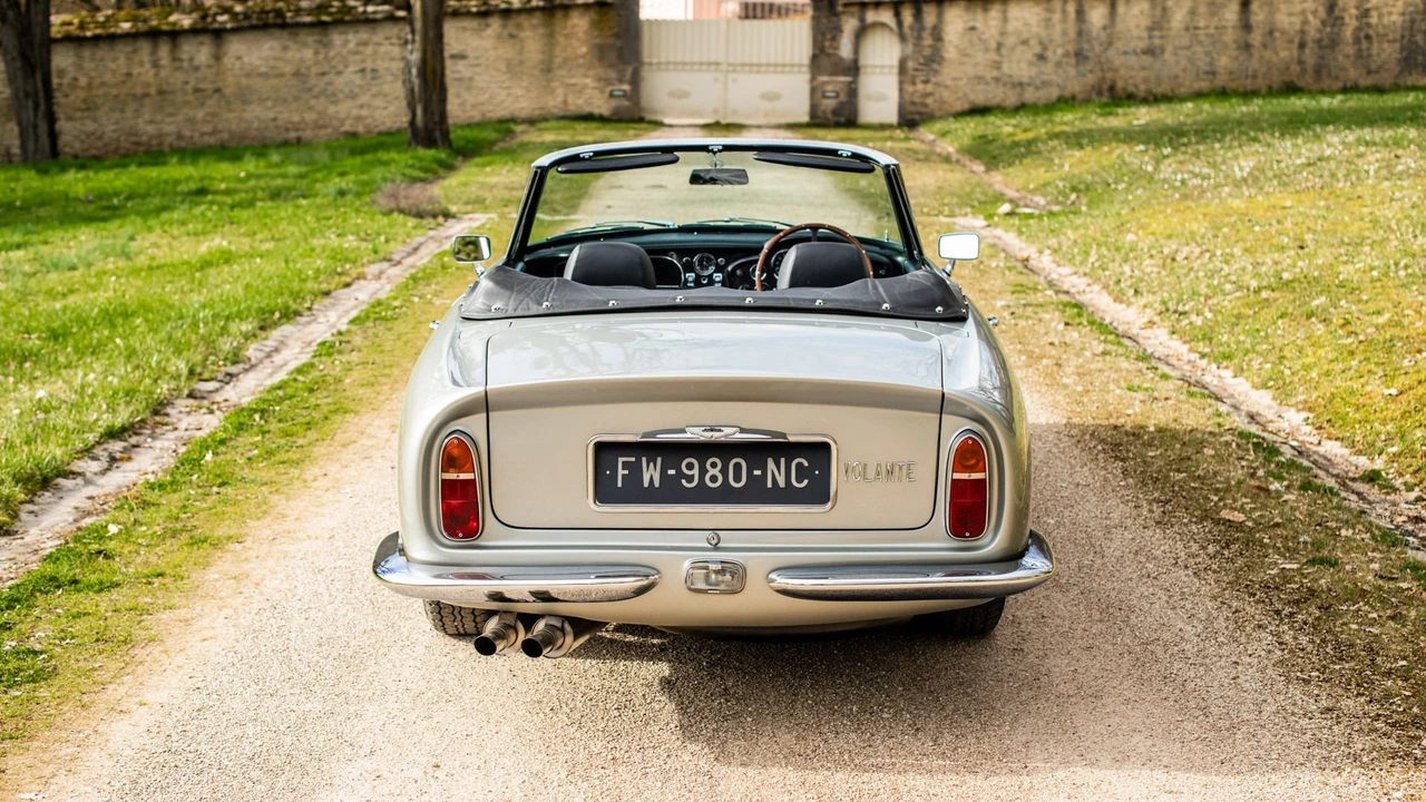 1968 Aston Martin DB6 Volante - Image 17 of 31