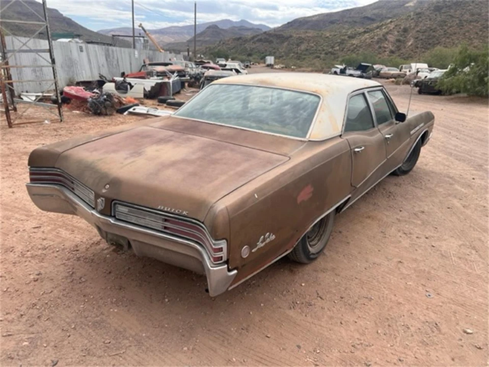 1968 Buick LeSabre - Image 4 of 9
