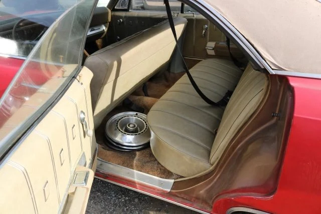 1968 Buick LeSabre - Image 18 of 21