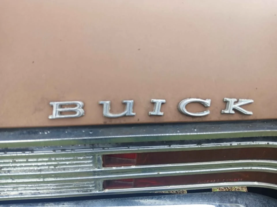 1968 Buick LeSabre - Image 9 of 17