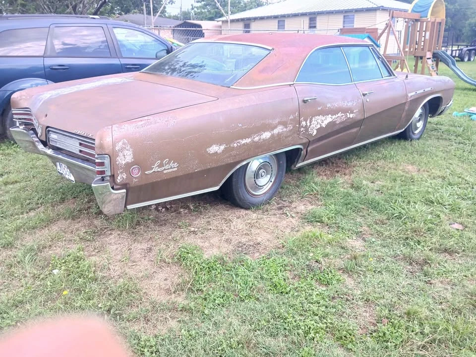 1968 Buick LeSabre - Image 12 of 17