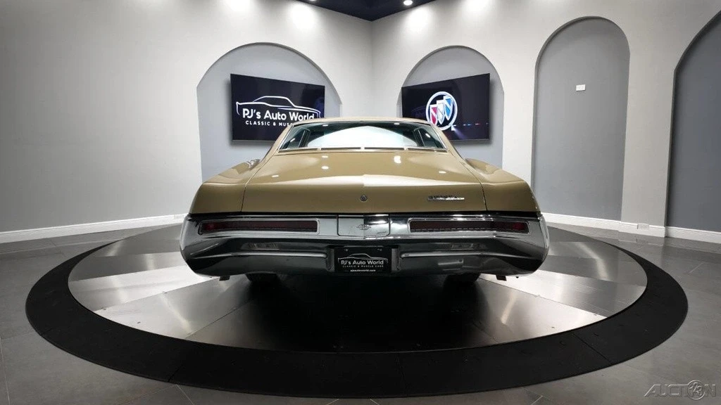 1968 Buick Riviera 2nd Gen - Image 18 of 21