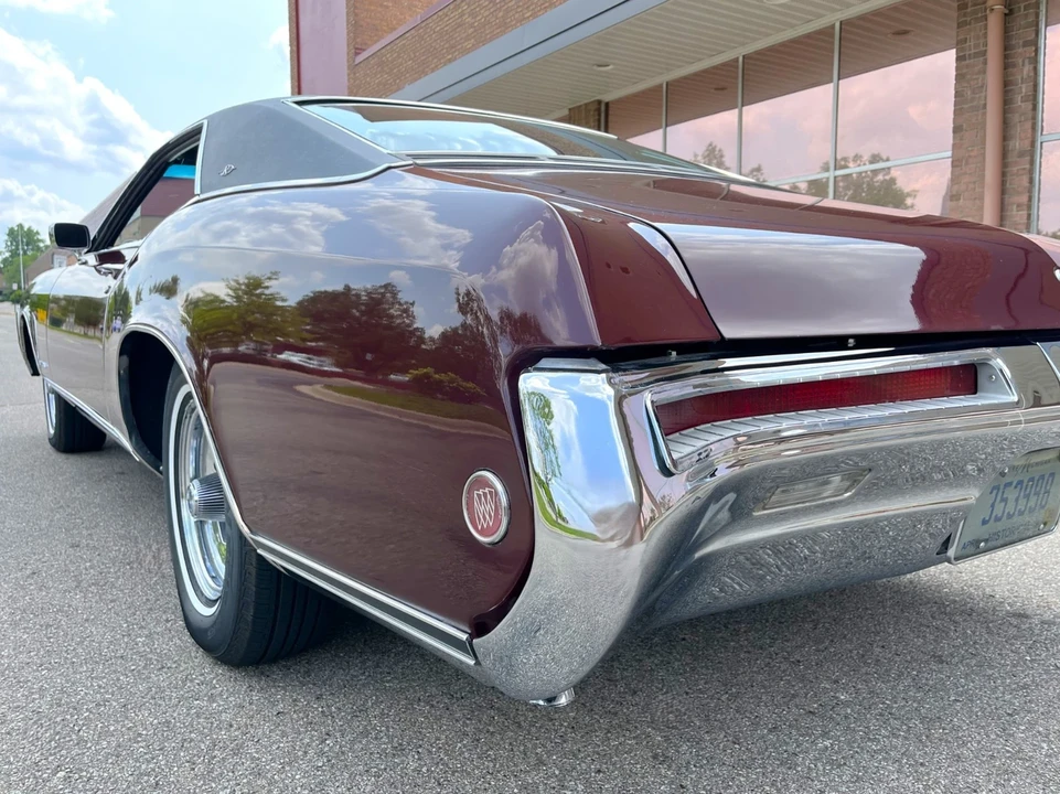 1968 Buick Riviera 2nd Gen - Image 9 of 21