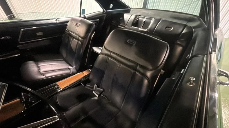 1968 Buick Riviera 2nd Gen - Image 5 of 9