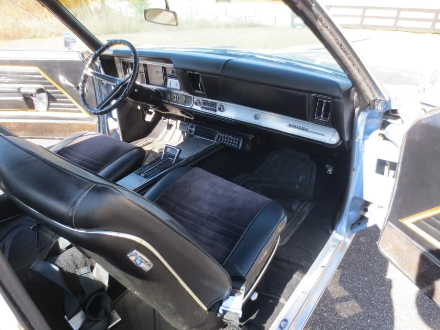 1968 Buick Riviera 2nd Gen - Image 11 of 12