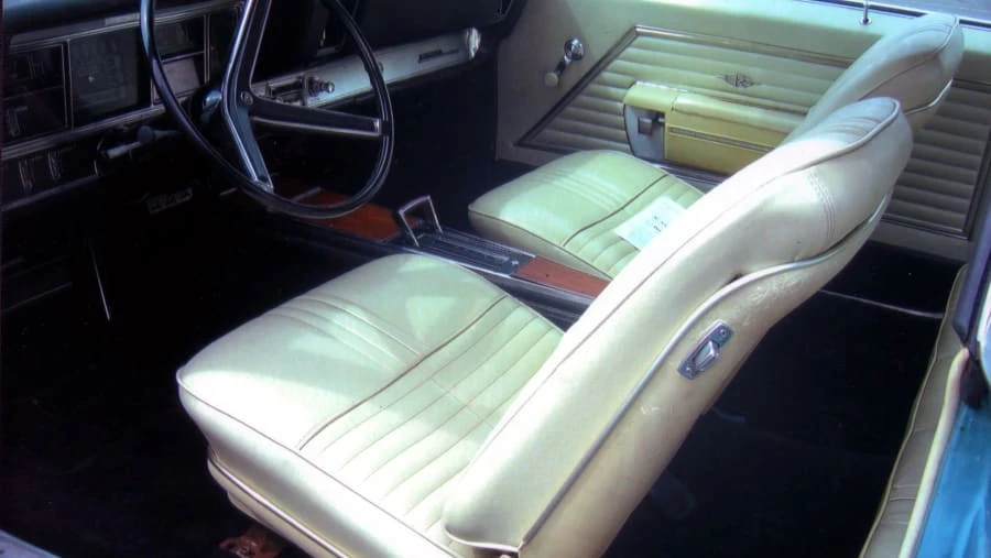 1968 Buick Riviera 2nd Gen - Image 3 of 4