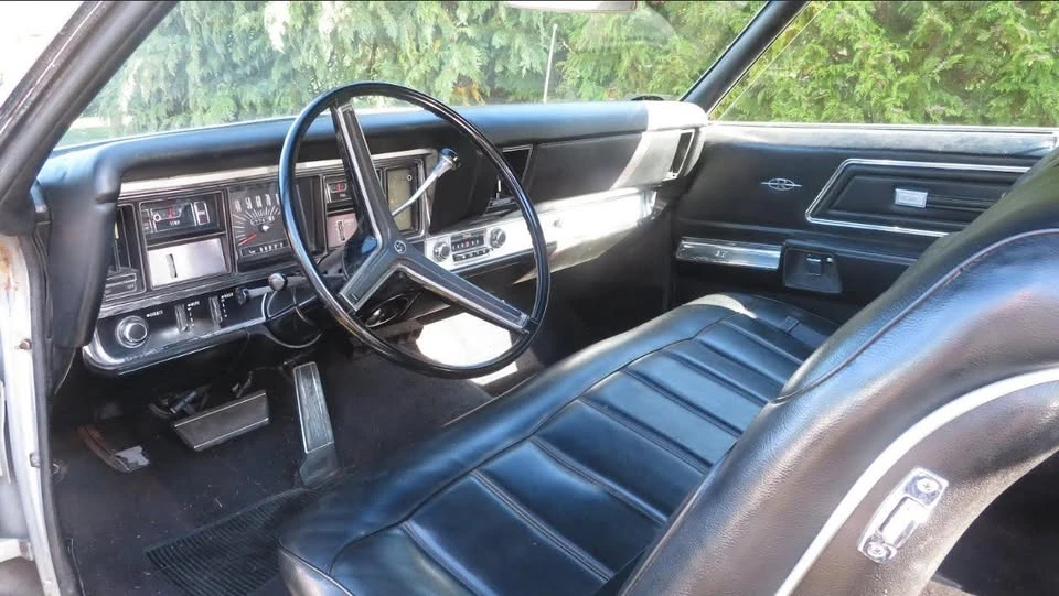 1968 Buick Riviera 2nd Gen - Image 2 of 2