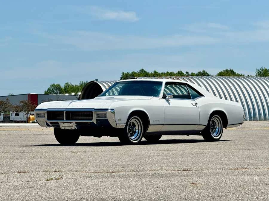1968 Buick Riviera 2nd Gen - Image 14 of 29