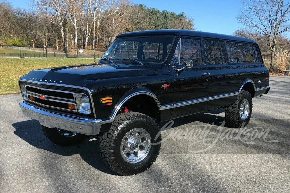 1968 Chevrolet Suburban 6th Gen - Image 14 of 31
