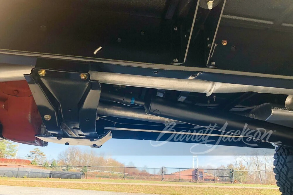 1968 Chevrolet Suburban 6th Gen - Image 21 of 31