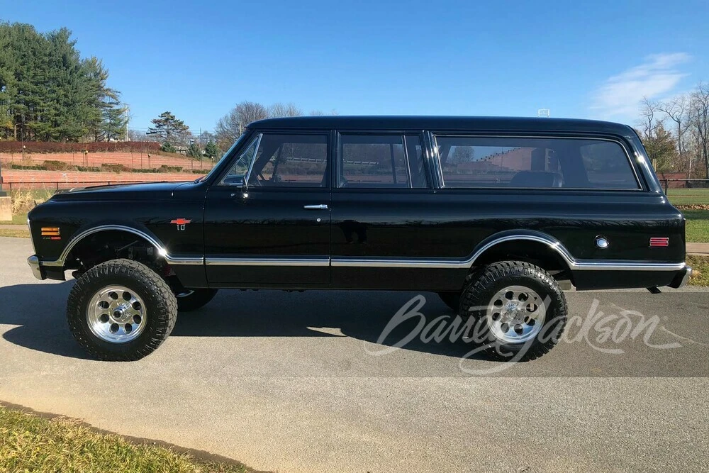 1968 Chevrolet Suburban 6th Gen - Image 22 of 31