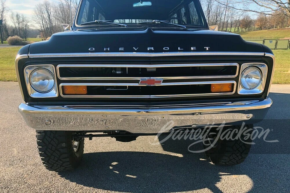 1968 Chevrolet Suburban 6th Gen - Image 26 of 31