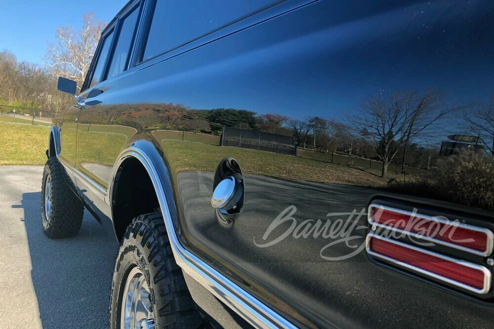 1968 Chevrolet Suburban 6th Gen - Image 29 of 31