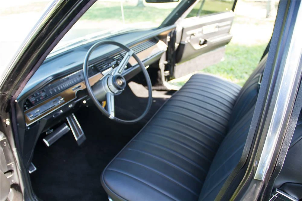 1968 Chrysler Imperial 3rd Gen - Image 3 of 4