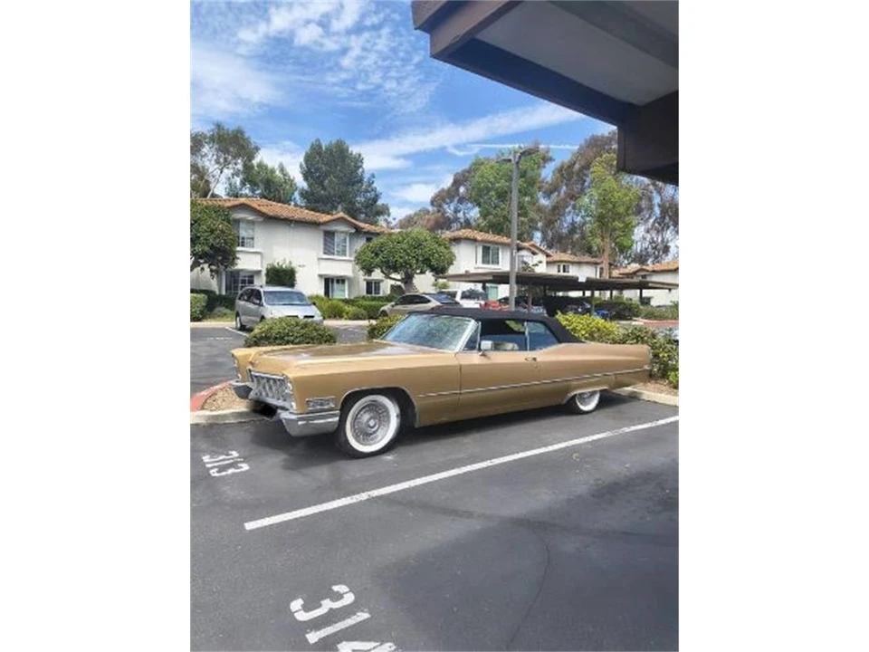 1968 Cadillac DeVille 3rd Gen - Image 3 of 12