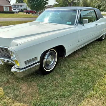 1968 Cadillac DeVille Coupe 2D