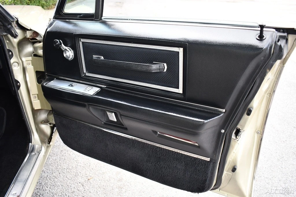 1968 Cadillac DeVille 3rd Gen - Image 21 of 24