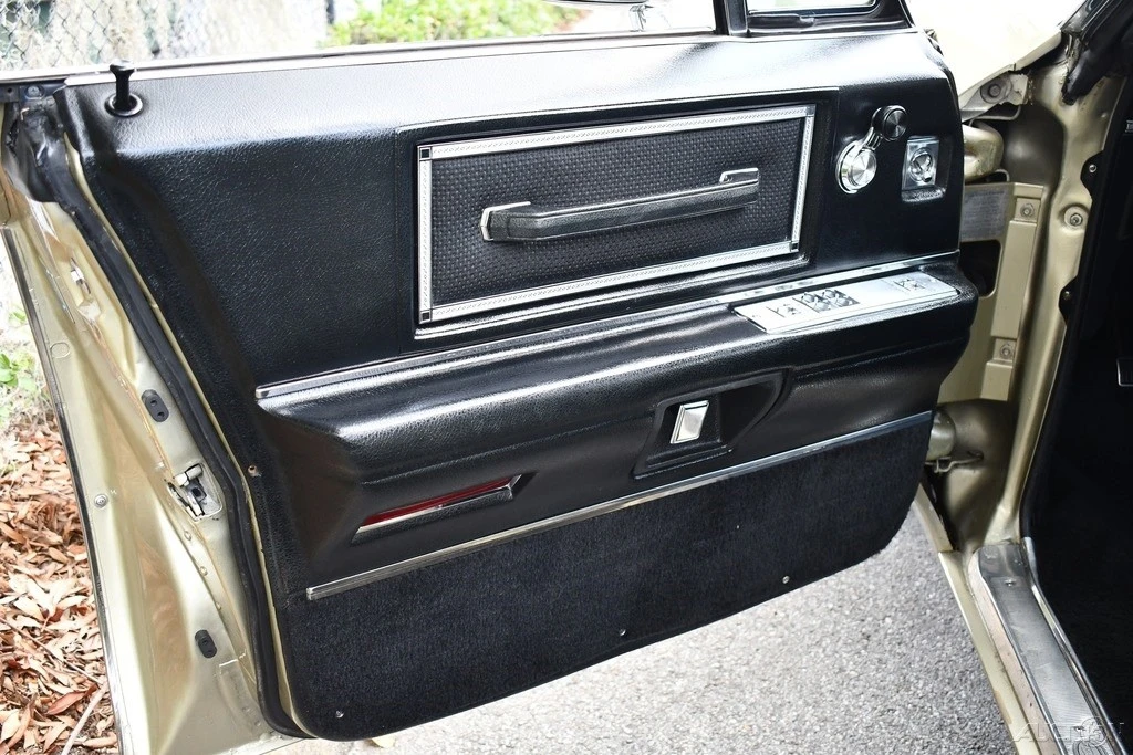 1968 Cadillac DeVille 3rd Gen - Image 16 of 24