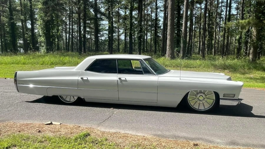 1968 Cadillac DeVille 3rd Gen - Image 2 of 10